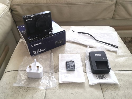 Stunning brand new boxed - stunning,