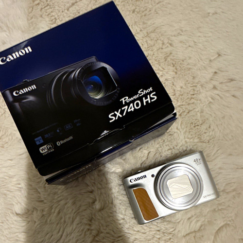 Canon powershot sx740 - canon,