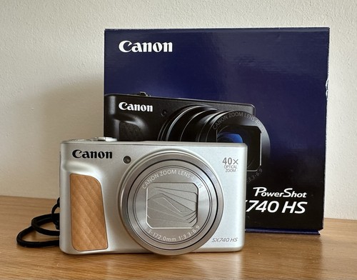 Canon powershot sx740 - canon,