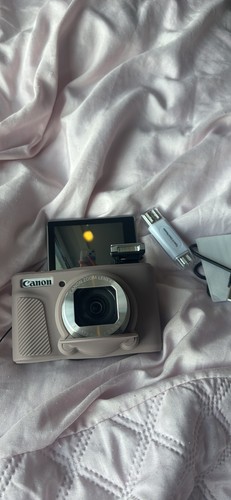 Canon powershot sx740 - canon,